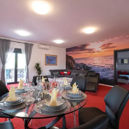Frenky Villa Vir